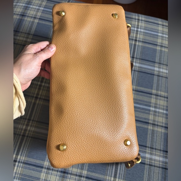 Freshly Picked classic diaper bag in Butterscotch - Picture 6 of 9